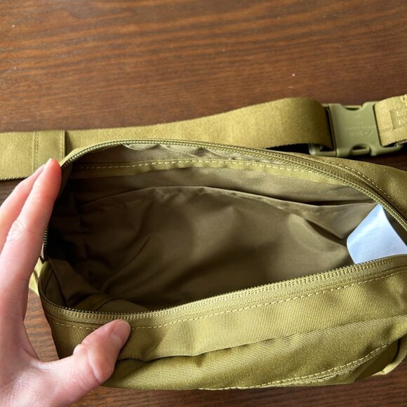 Girlfriend Collective Olive Green Belt Bag with Adjustable Strap - Picture 3 of 3